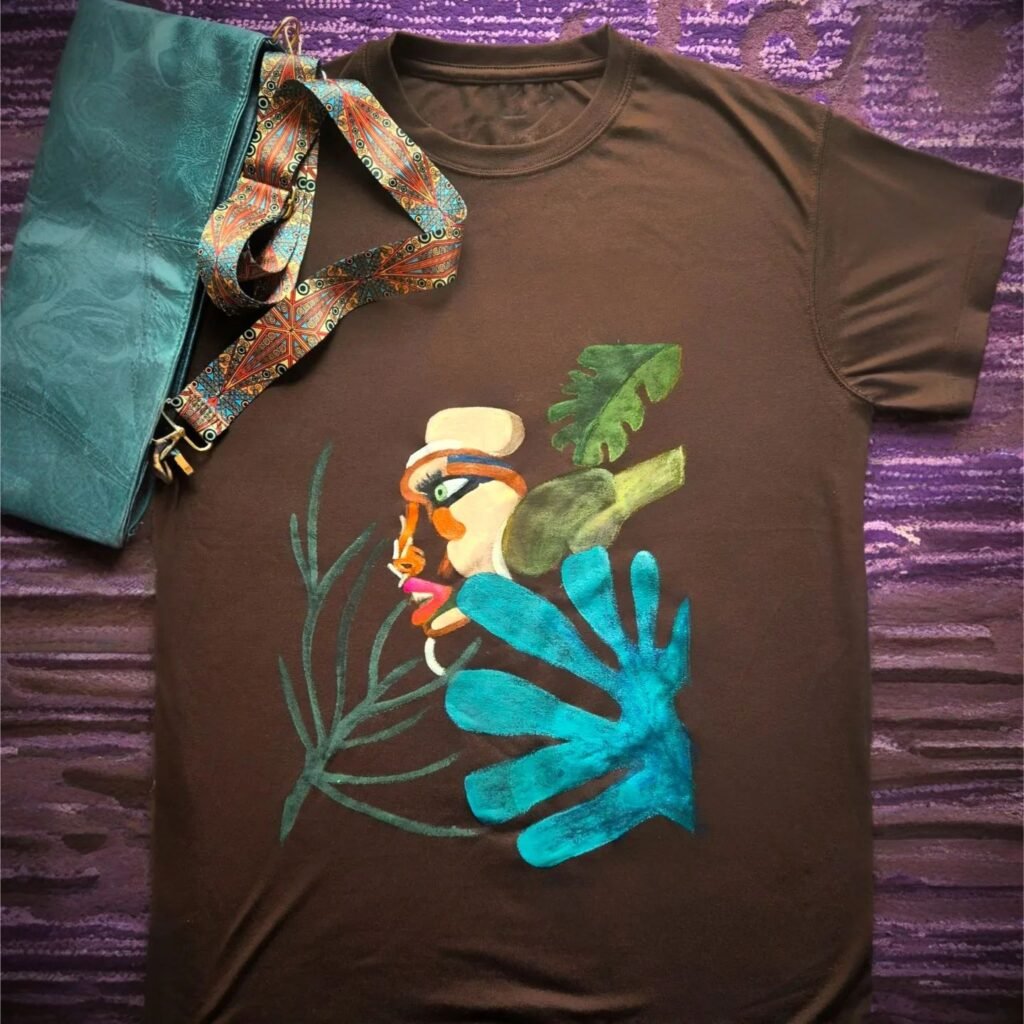 Instagram post from artbymahum. This post is in position 7.